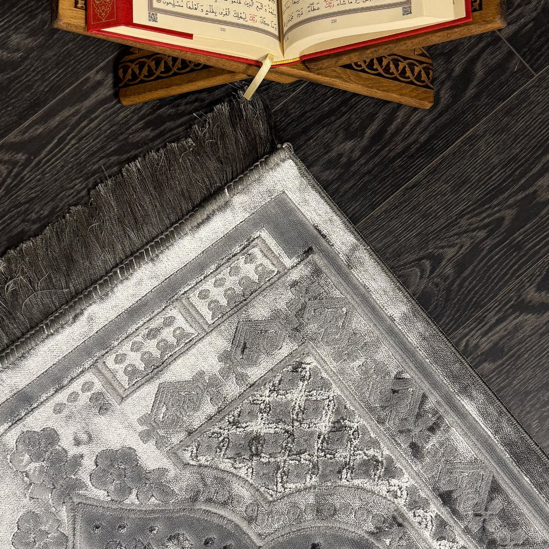 Liva Islamic Prayer Rug – WAS038