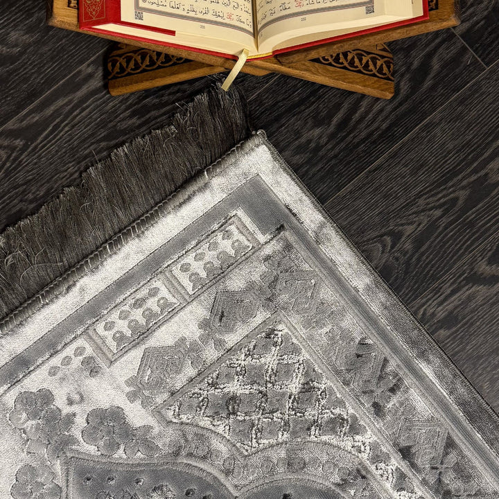 Liva Islamic Prayer Rug – WAS038