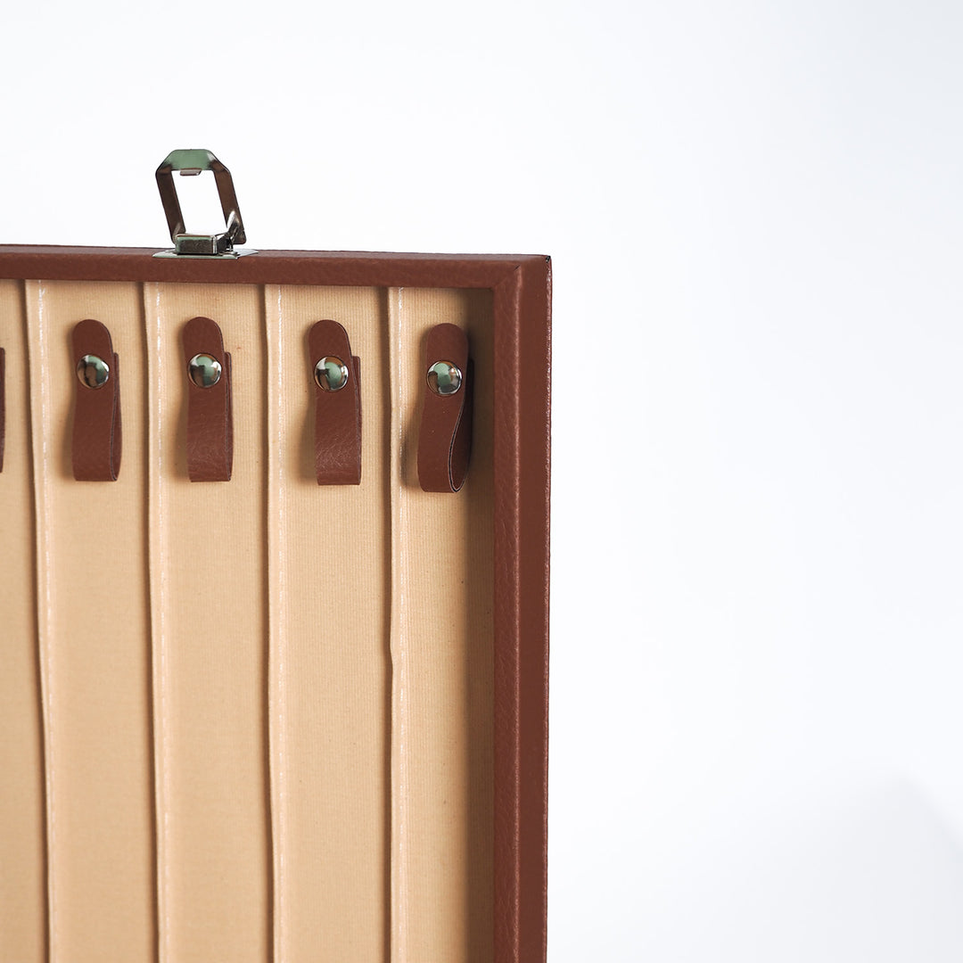 Exclusive Leather-Covered Wooden Tasbeeh Case – WATD380